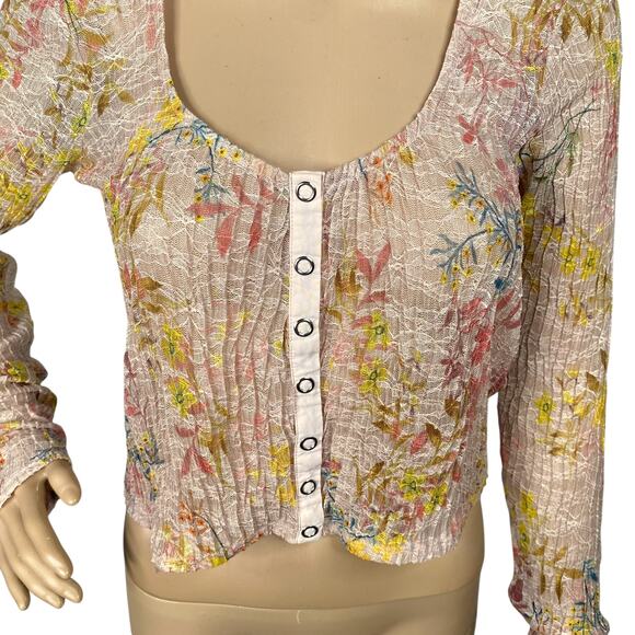 Free People Angelina Light Combo Pink Floral Sheer Lace Snap Top SZ M - Picture 7 of 14